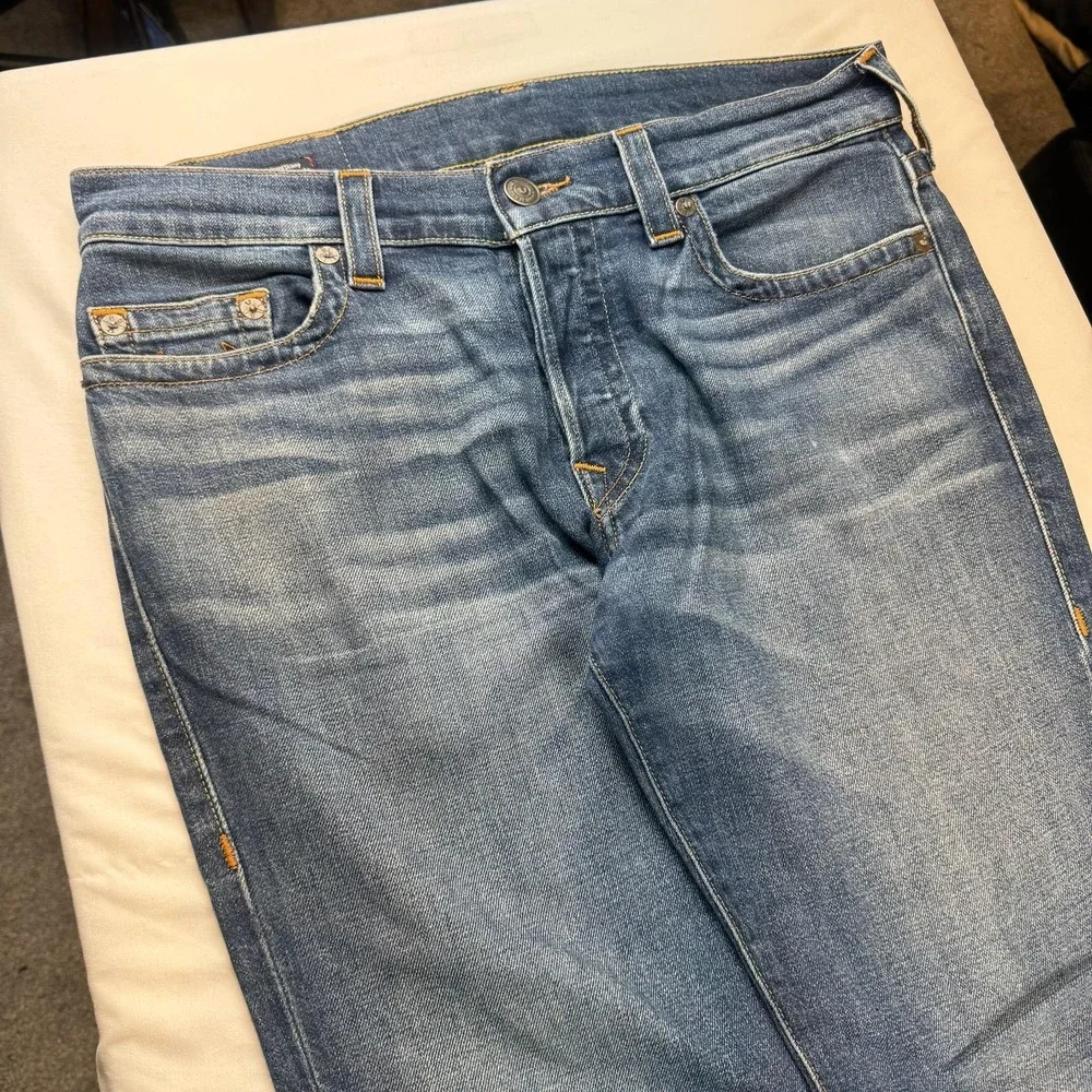 True Religion Jeans Mens 33x33 Blue Med Wash Regular Straight Logo Pockets Denim